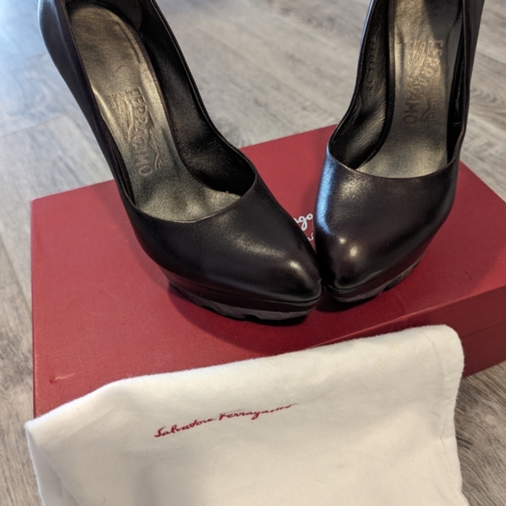 Salvatore Ferragamo Pumps